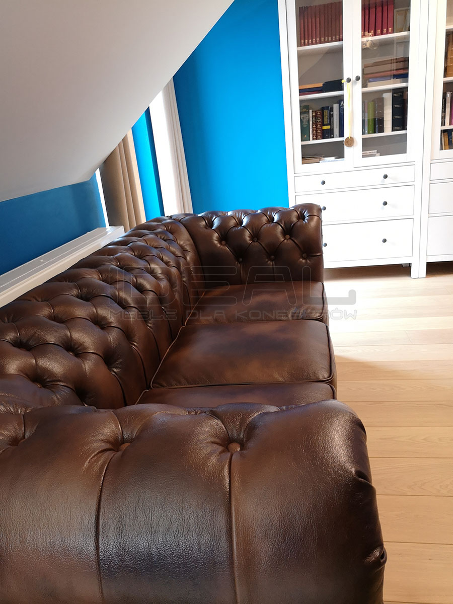 Sofa Chesterfiled Classic 3 os. skóra naturalna w kolorze ciemnobrązowym