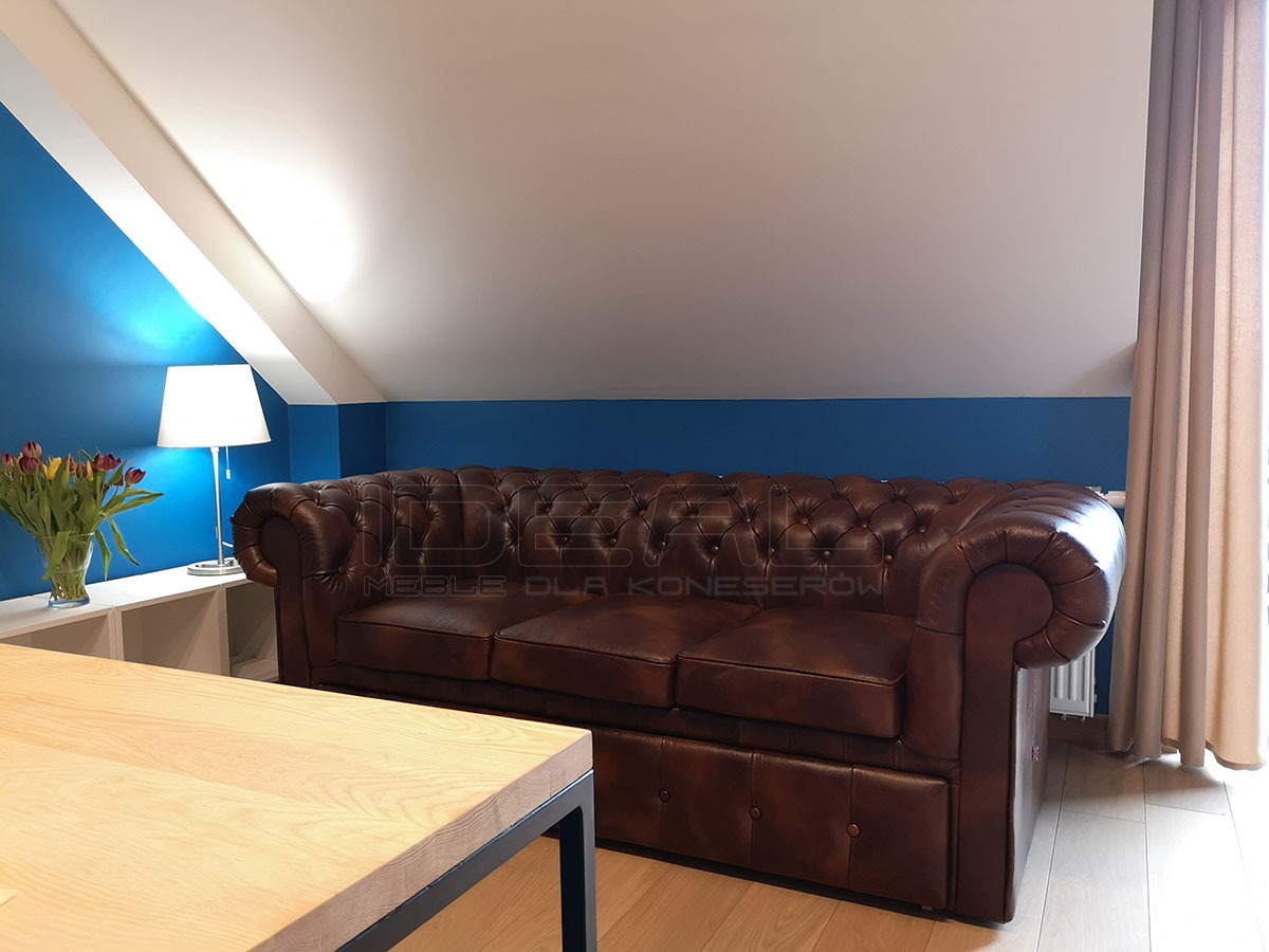 Sofa Chesterfield Classic 3 z funkcją spania w ciemnobrązowej skórze