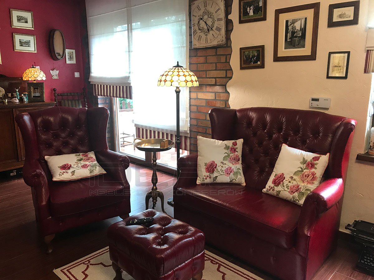 Zestaw Mebli Chesterfield Uszak w skórze naturalnej: sofa, fotel i podnóżek